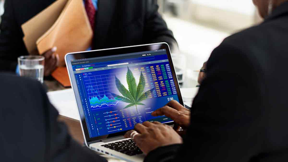 Top US Marijuana Stocks For Watchlist Before May